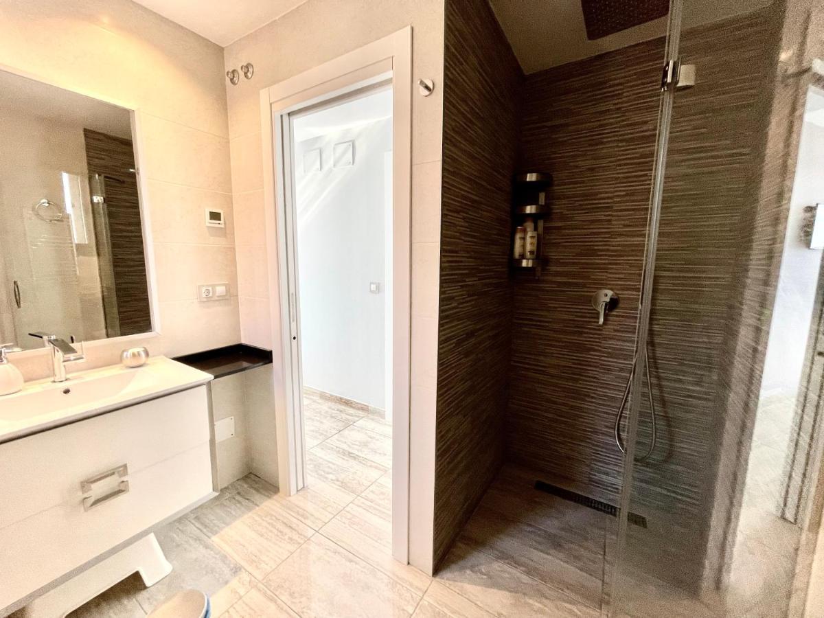 Exclusive Apartments On The First Line Of Benidorm Mar Y Sol Eksteriør bilde